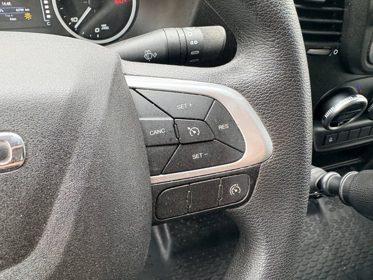 Vehicle Image 26