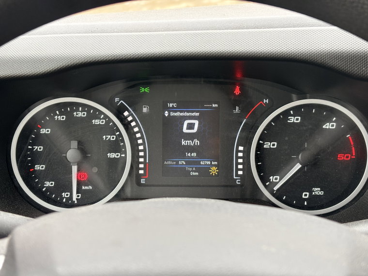 Vehicle Image 30