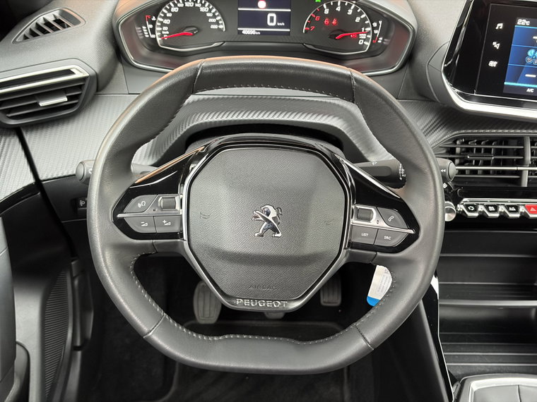Vehicle Image 22
