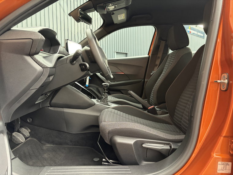 Vehicle Image 41