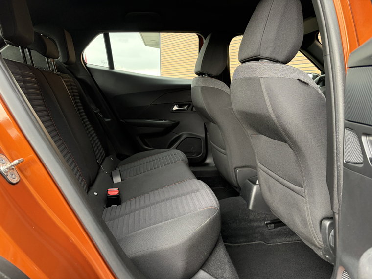 Vehicle Image 46