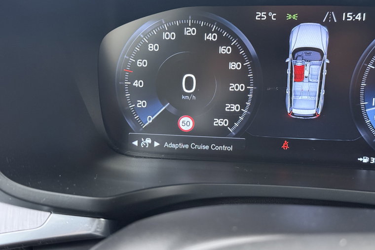 Vehicle Image 22