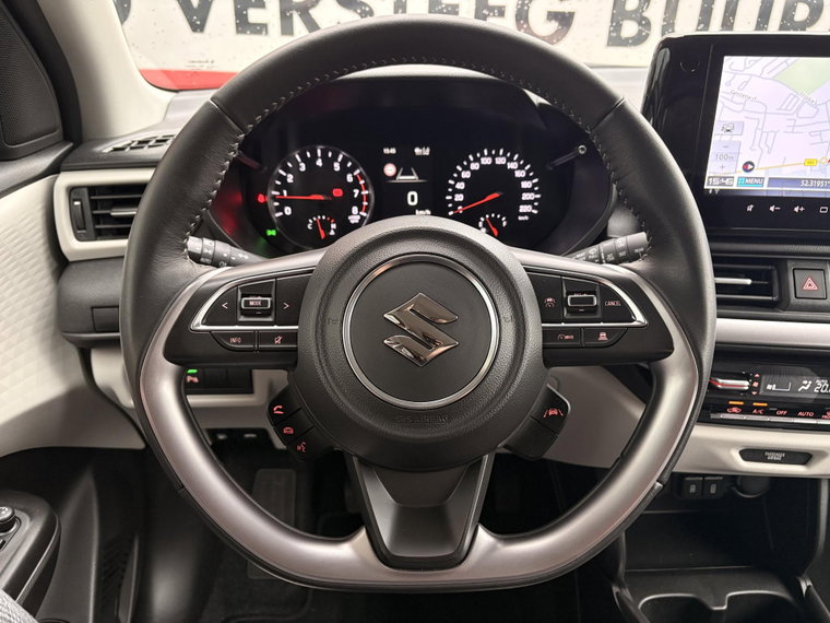 Vehicle Image 22