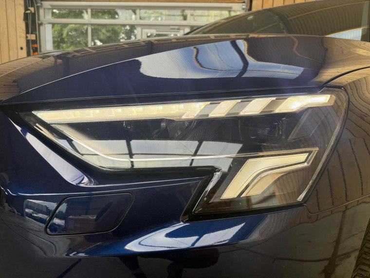 Vehicle Image 39
