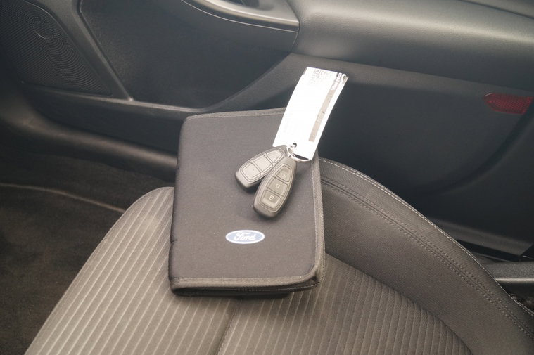 Vehicle Image 27