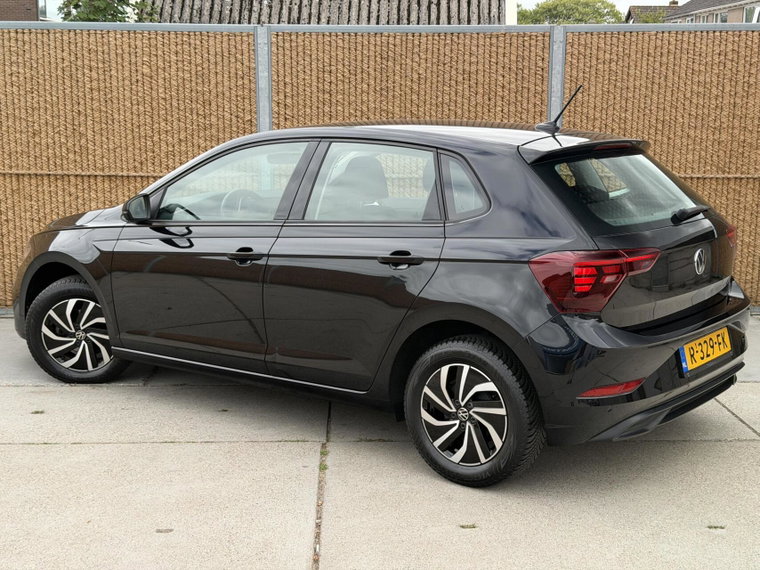 Vehicle Image 31
