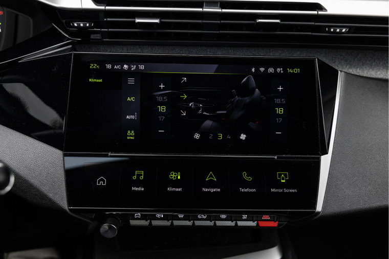 Vehicle Image 38