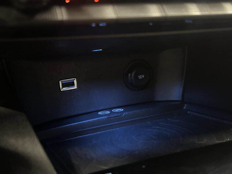 Vehicle Image 37