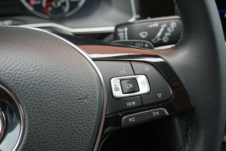 Vehicle Image 26