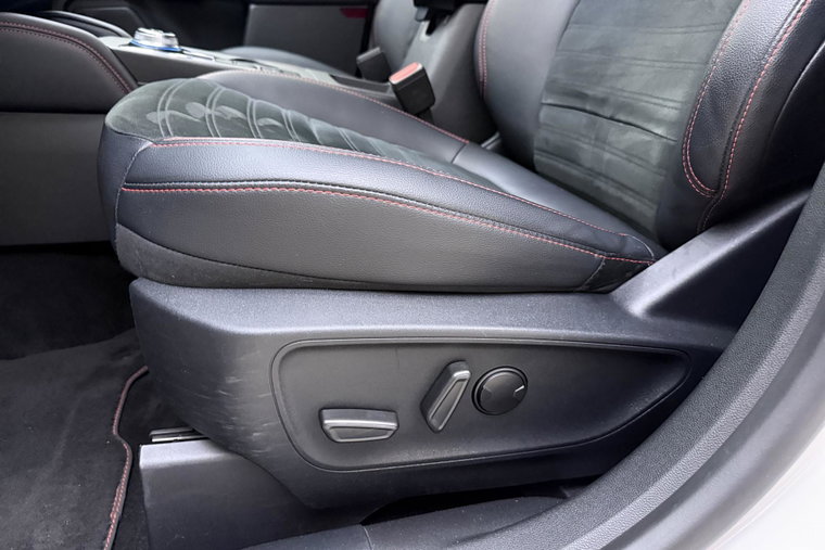 Vehicle Image 20