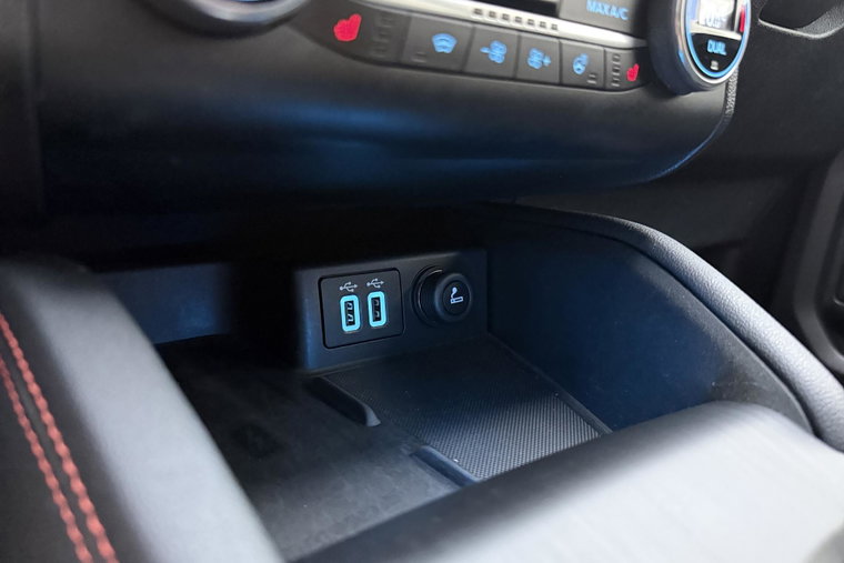 Vehicle Image 30