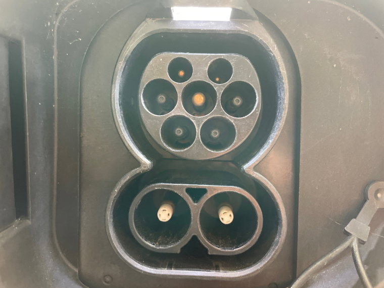 Vehicle Image 30