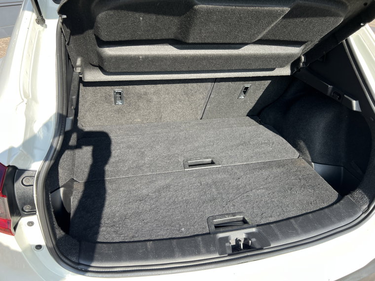 Vehicle Image 35