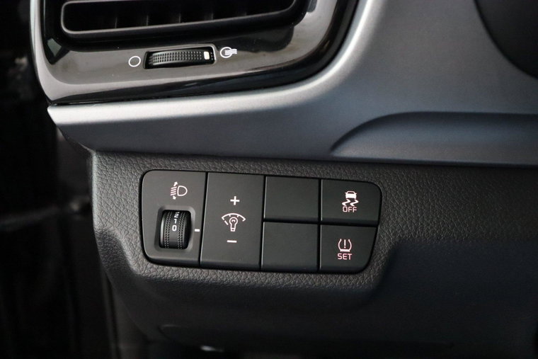 Vehicle Image 27