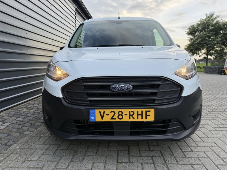 Vehicle Image 28