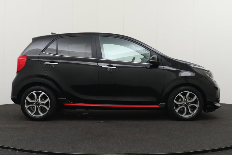 Vehicle Image 6