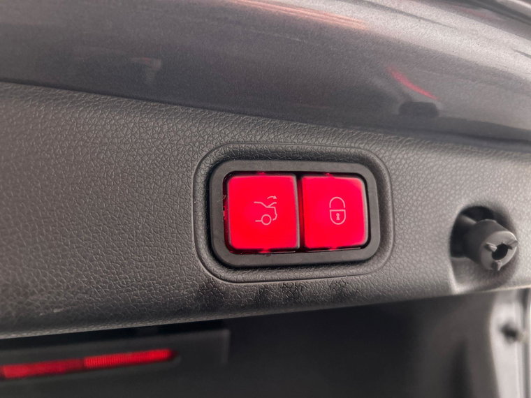 Vehicle Image 27