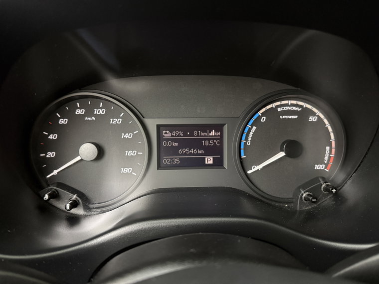 Vehicle Image 9