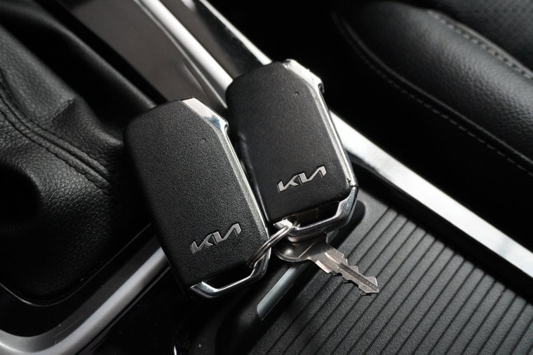 Vehicle Image 36