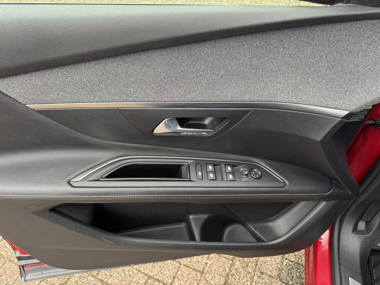 Vehicle Image 34
