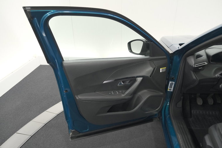 Vehicle Image 58