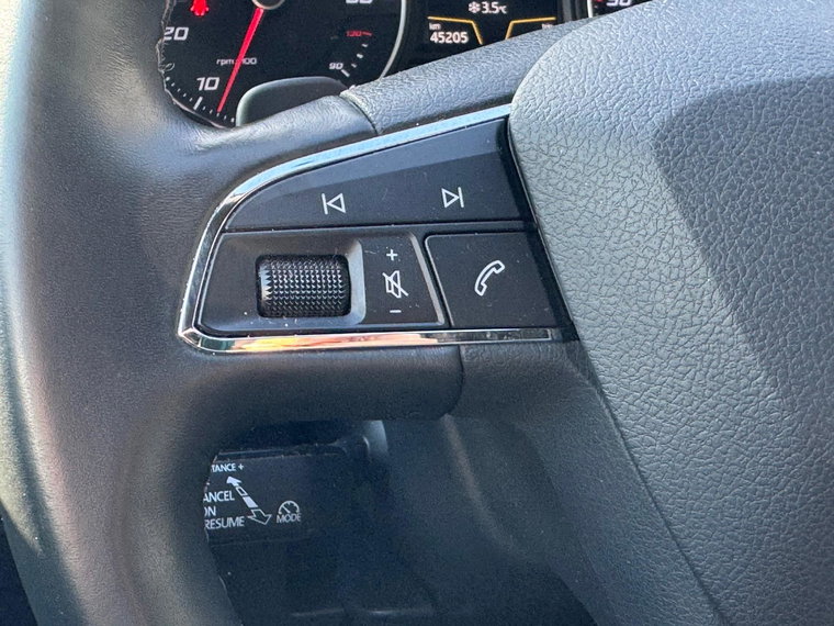 Vehicle Image 26
