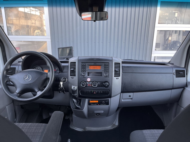 Vehicle Image 47