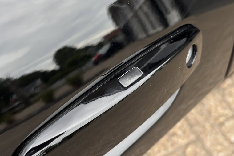 Vehicle Image 30