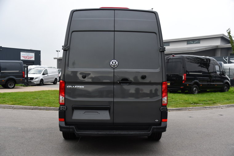 Vehicle Image 32