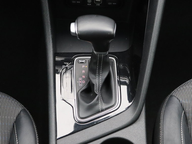 Vehicle Image 23