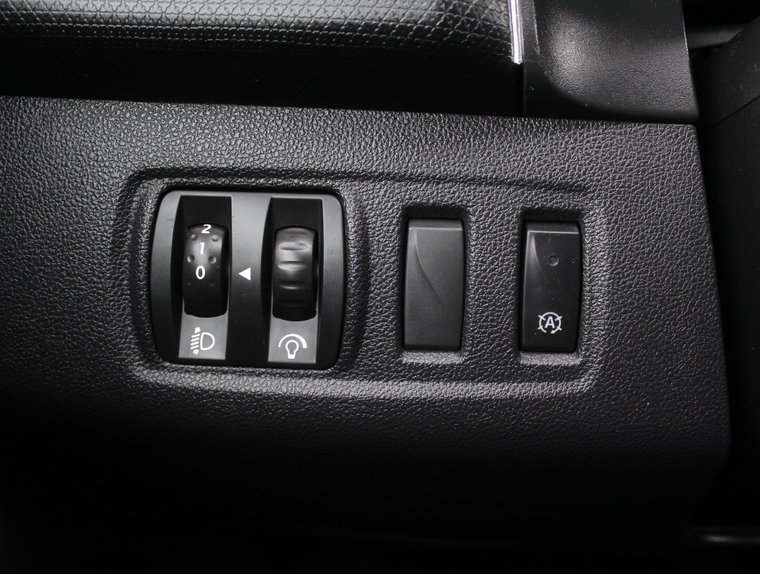 Vehicle Image 40