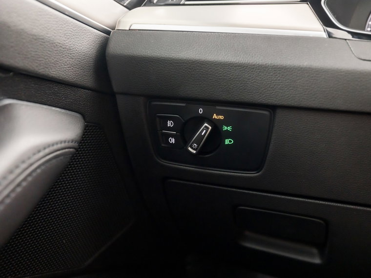Vehicle Image 27