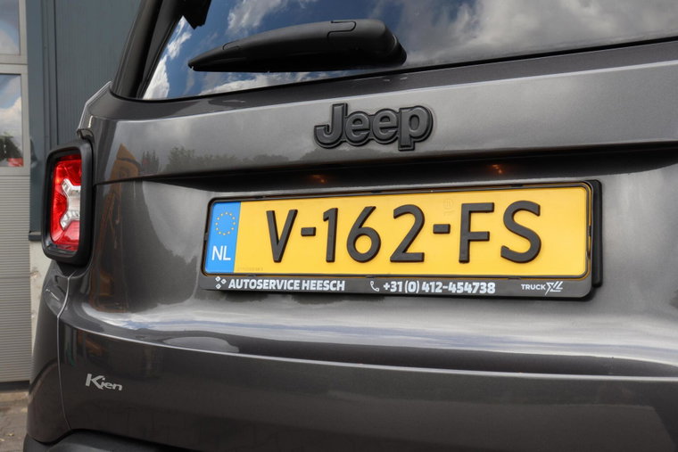 Vehicle Image 29