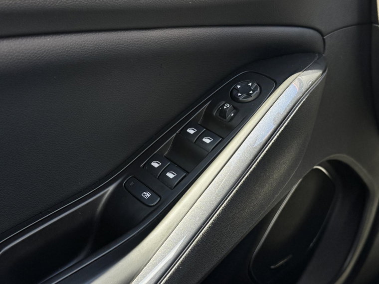 Vehicle Image 36