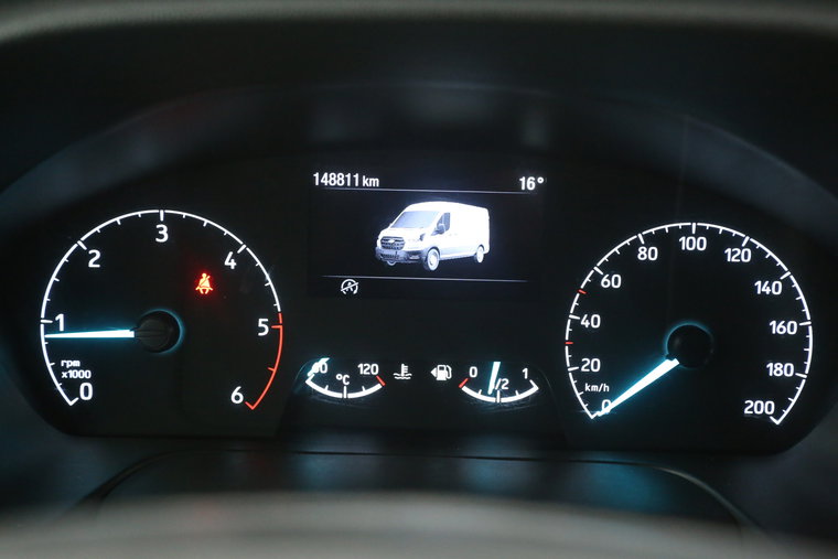 Vehicle Image 12