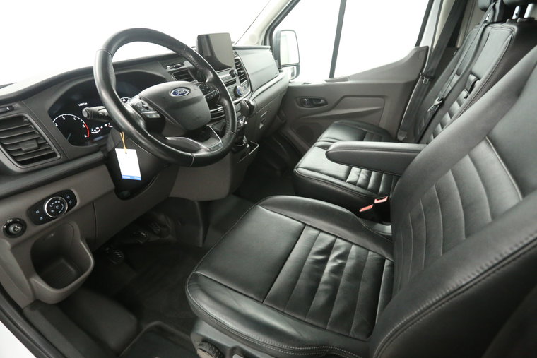 Vehicle Image 22