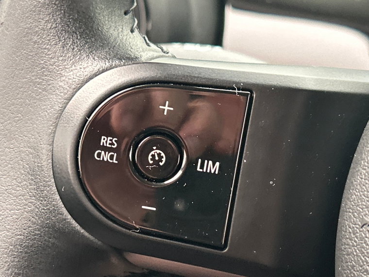 Vehicle Image 46