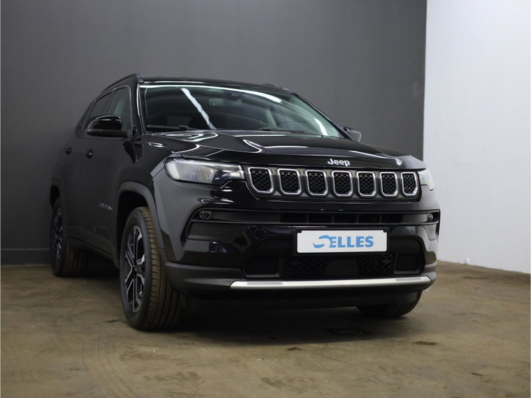 Vehicle Image 17