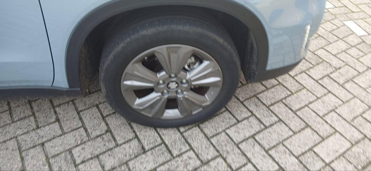 Vehicle Image 8