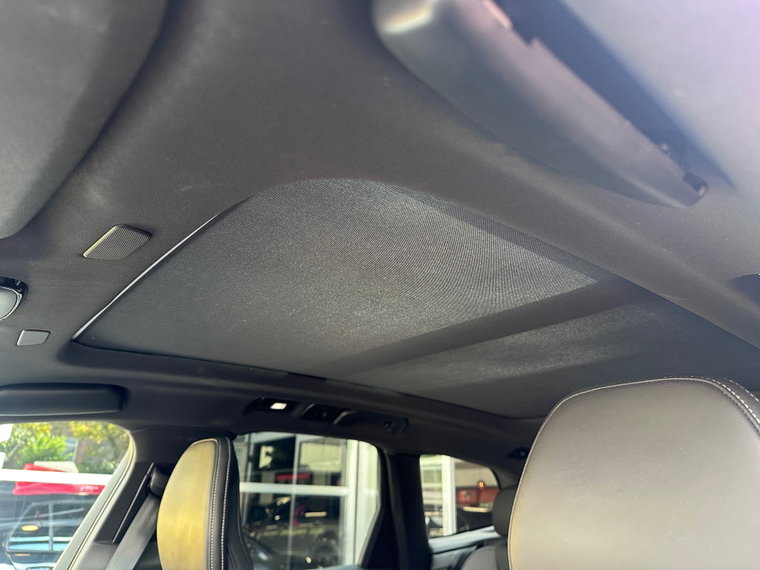 Vehicle Image 38