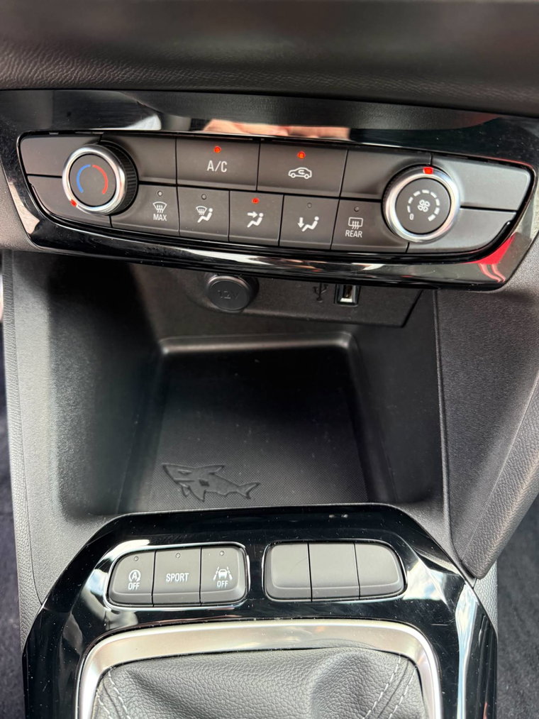 Vehicle Image 33
