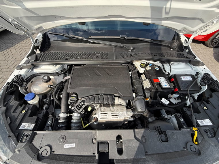 Vehicle Image 39