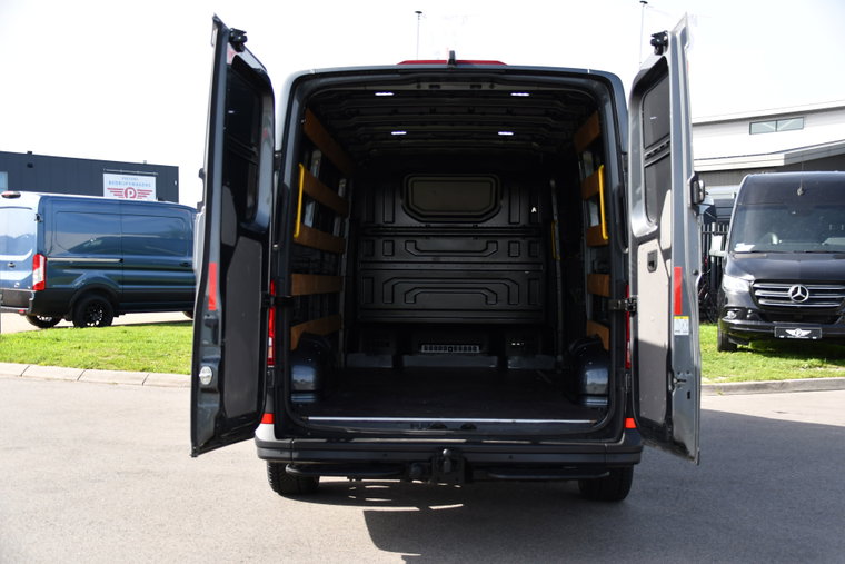 Vehicle Image 37
