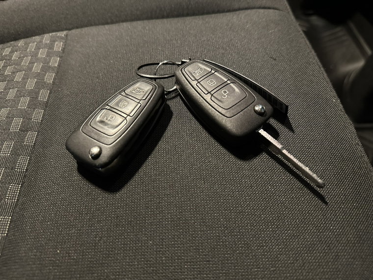 Vehicle Image 21