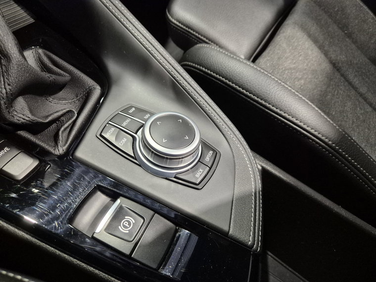 Vehicle Image 37