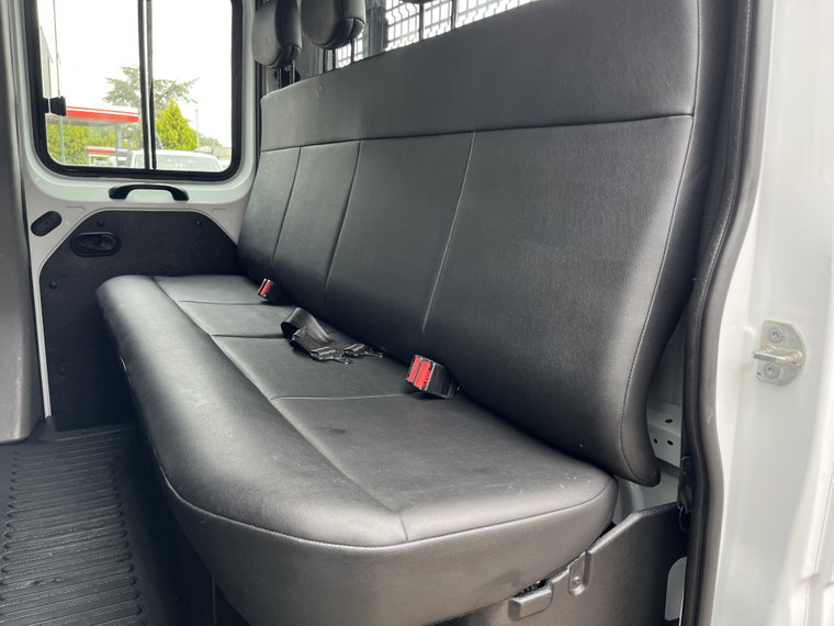 Vehicle Image 38