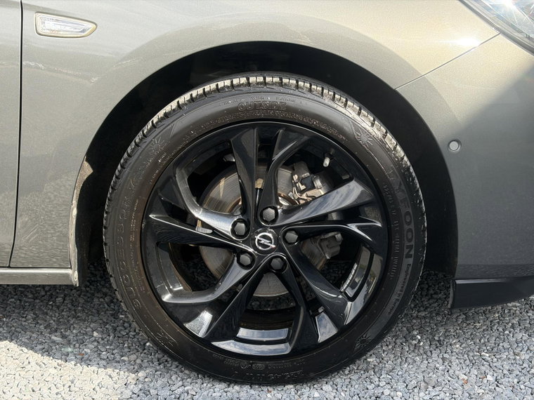 Vehicle Image 37