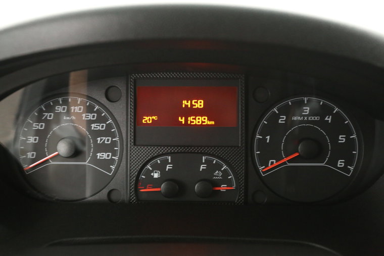 Vehicle Image 13