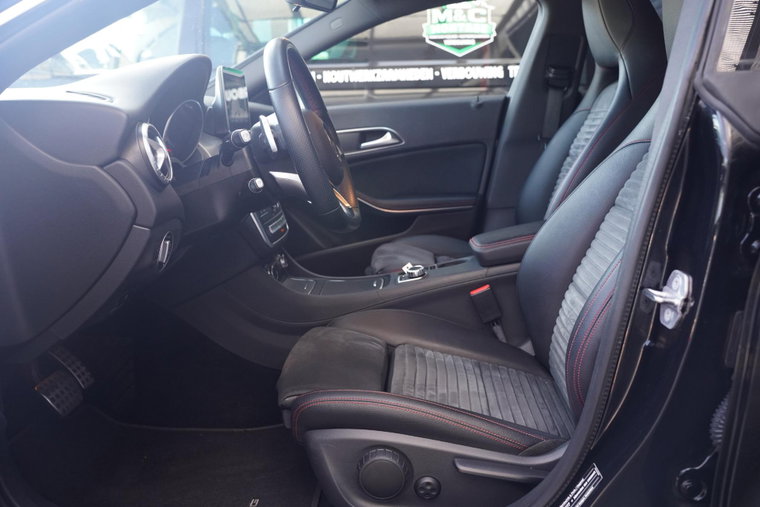 Vehicle Image 45