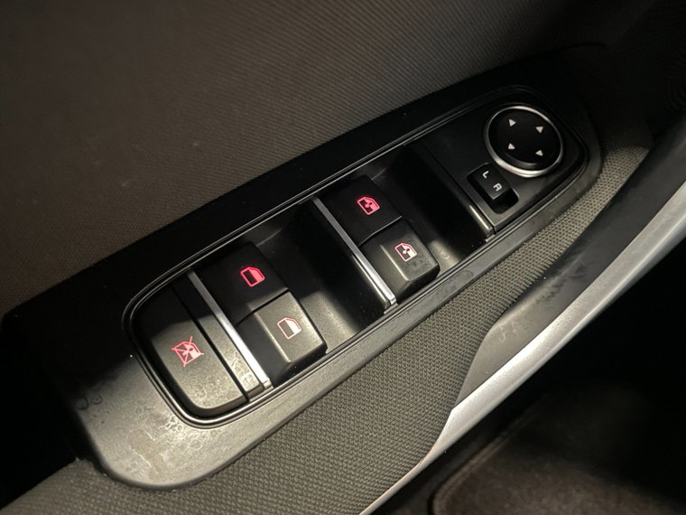Vehicle Image 48